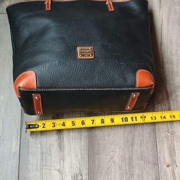 Dooney & Bourke Black and Brown Leather Shoulder Bag - Picture 10 of 16